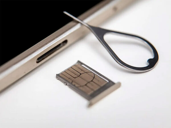 How to transfer sim card to new iPhone
